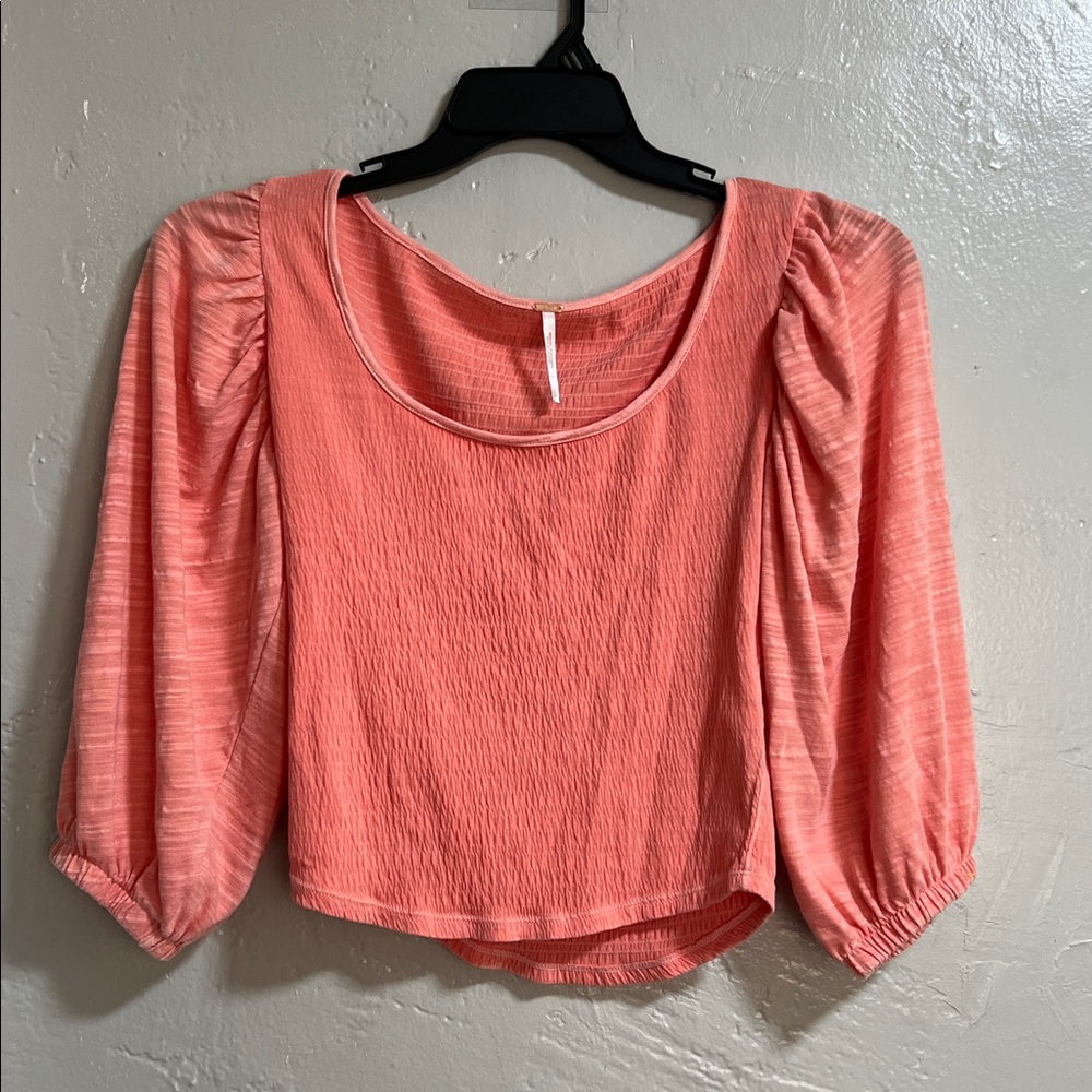 Free People Day Lily Puff Sleeve Blouse Top Size SM Coral Pink - Picture 3 of 7